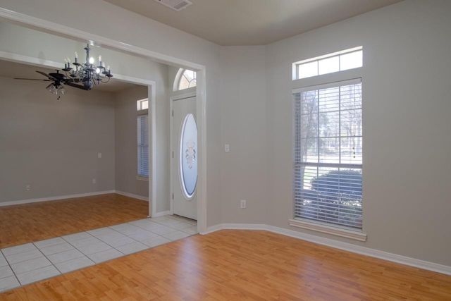 504 Oakwood BLVD, Round Rock, TX 78681