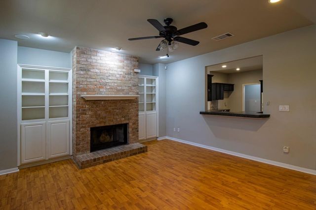 504 Oakwood BLVD, Round Rock, TX 78681