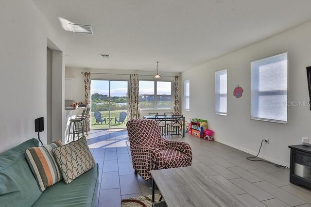 10546 MEDFORD LAKE DRIVE, Riverview, FL 33578