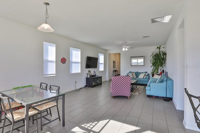 10546 MEDFORD LAKE DRIVE, Riverview, FL 33578