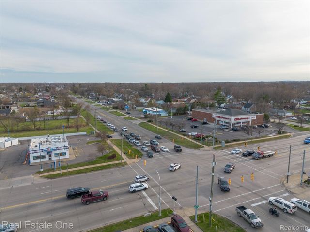 2079 Inkster Road, Garden City, MI 48135