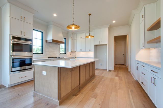 112 Mitford Lane, Thompsons Station, TN 37179