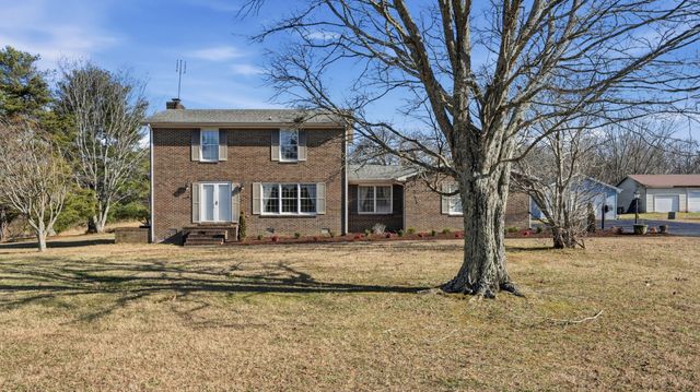 1234 Carter Blake Rd, Tullahoma, TN 37388