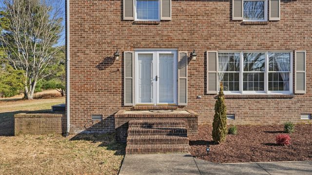 1234 Carter Blake Rd, Tullahoma, TN 37388