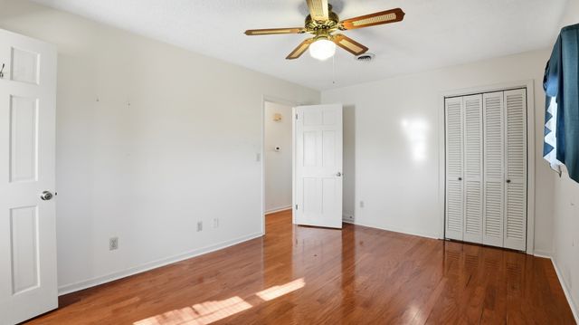 1234 Carter Blake Rd, Tullahoma, TN 37388