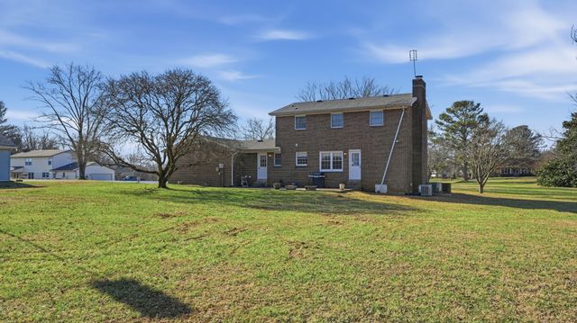 1234 Carter Blake Rd, Tullahoma, TN 37388