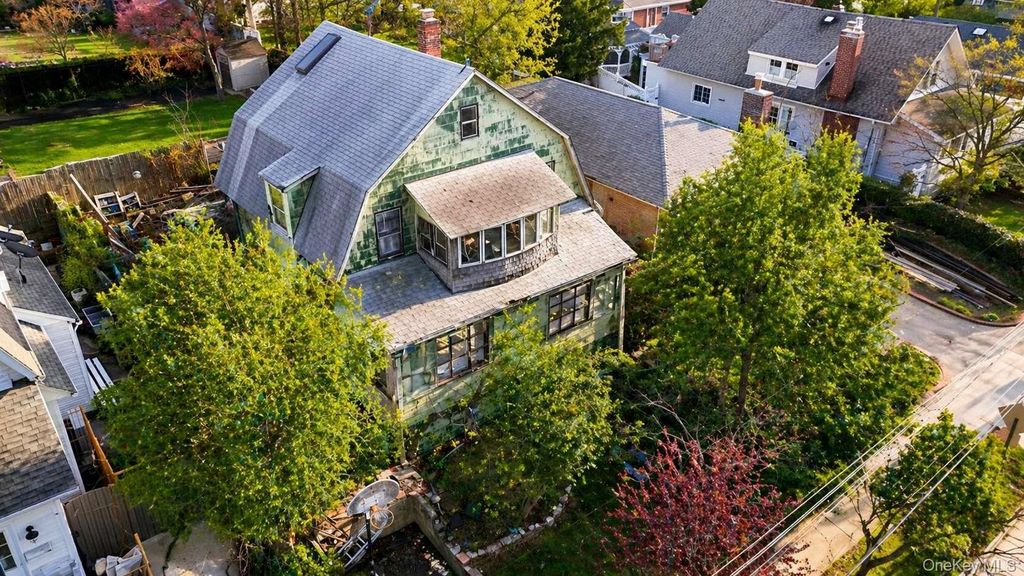 21820 36th Avenue, Bayside, NY 11361