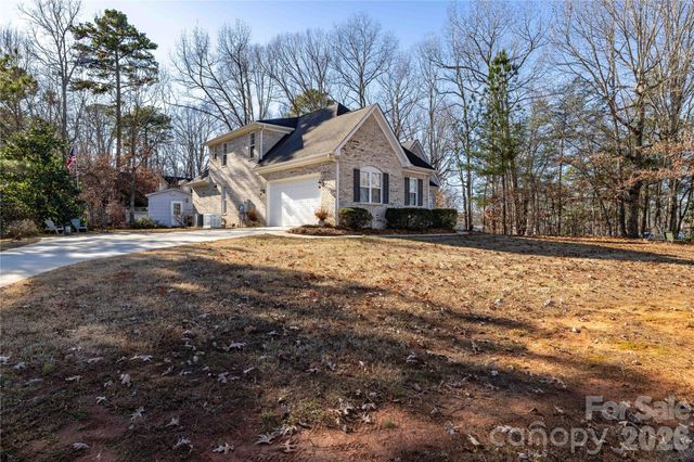 10806 Willow Oak Road, Norwood, NC 28128