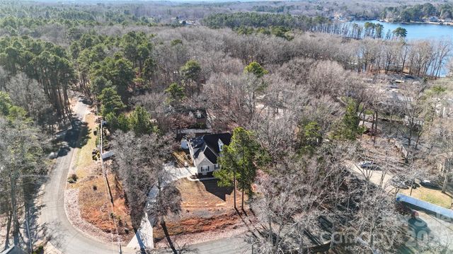 10806 Willow Oak Road, Norwood, NC 28128