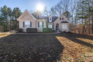 10806 Willow Oak Road, Norwood, NC 28128