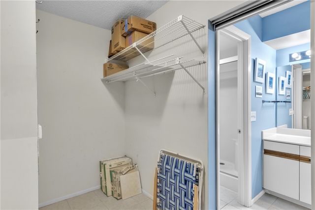 14 Plantation Drive 201, Vero Beach, FL 32966