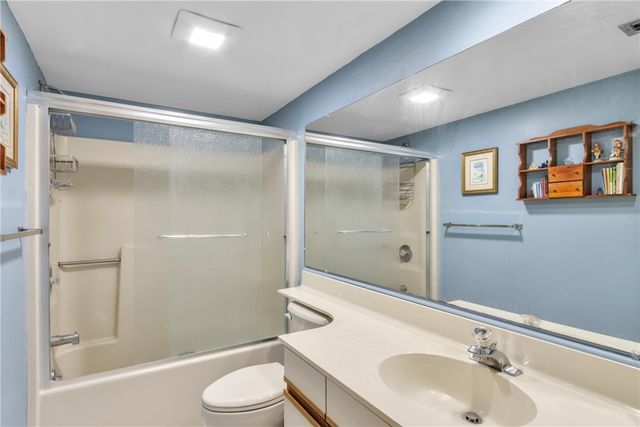 14 Plantation Drive 201, Vero Beach, FL 32966
