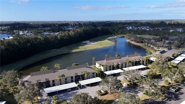 14 Plantation Drive 201, Vero Beach, FL 32966