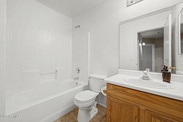 967 E MONTELEONE Street, San Tan Valley, AZ 85140