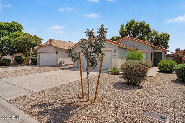 967 E MONTELEONE Street, San Tan Valley, AZ 85140