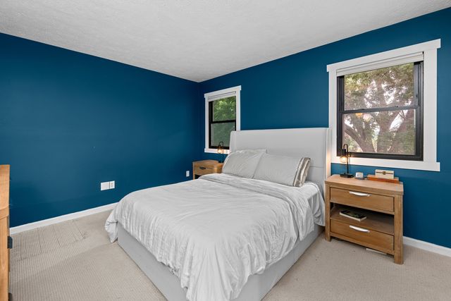 2603 E 35th Street Court, Davenport, IA 52807