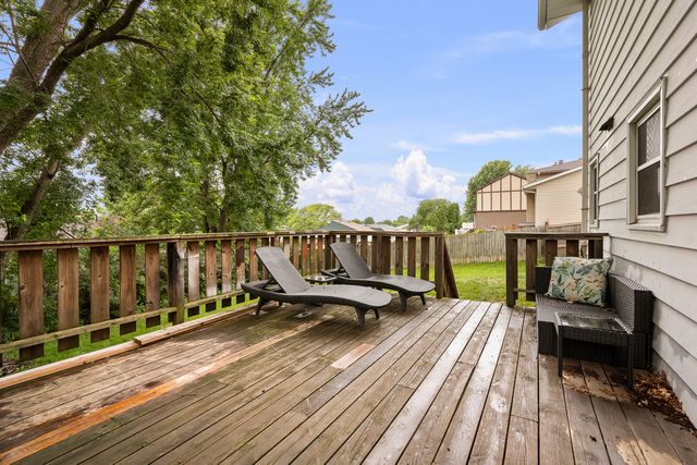 2603 E 35th Street Court, Davenport, IA 52807