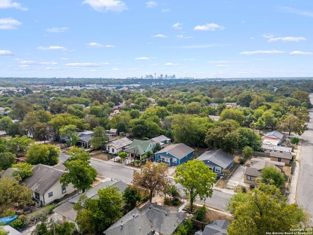 1626 Santa Anna, San Antonio, TX 78201