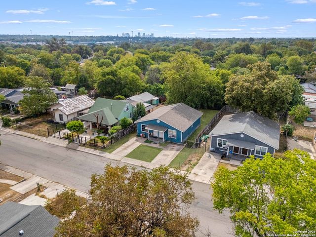 1626 Santa Anna, San Antonio, TX 78201