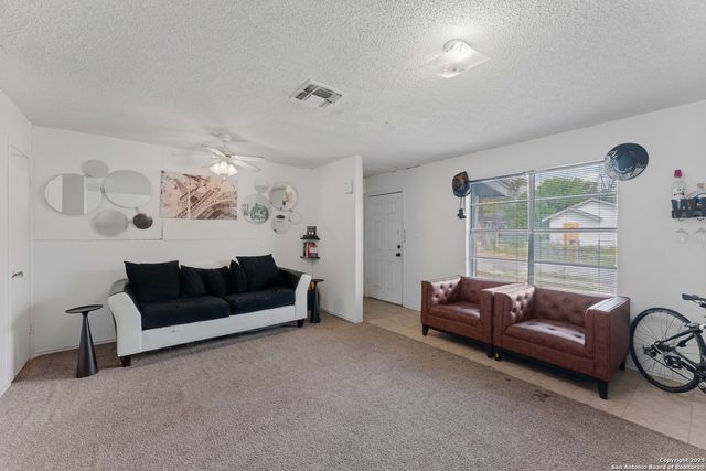 1626 Santa Anna, San Antonio, TX 78201