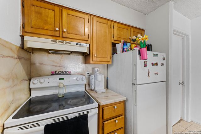 1626 Santa Anna, San Antonio, TX 78201