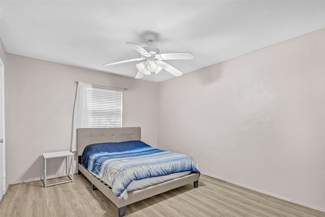 2440 Sunflower Drive, Arlington, TX 76014