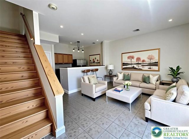 147 South 4Th Street 12, Easton, PA 18042