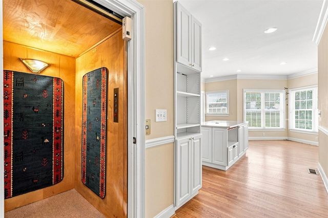 604 Barton Avenue, Chattanooga, TN 37405