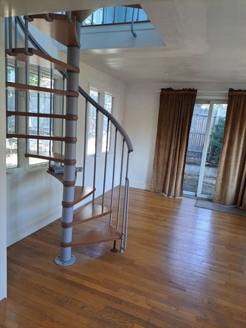 60 Irving St, Medford, MA 02155