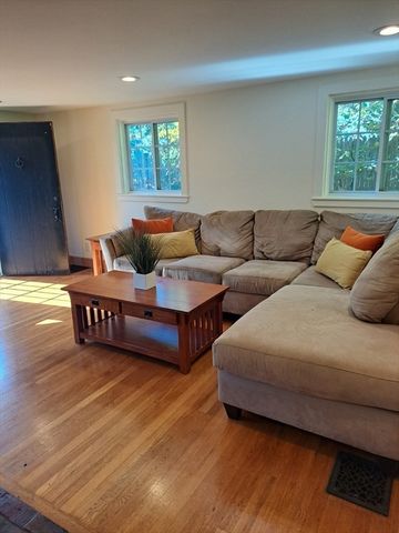 60 Irving St, Medford, MA 02155