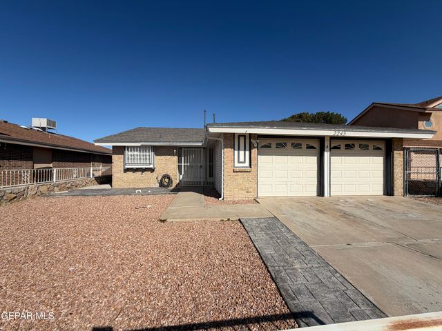 2243 SEA GULL Drive, El Paso, TX 79936
