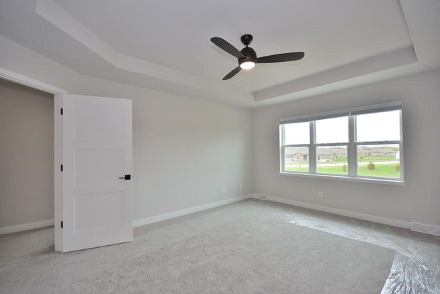 637 Standing Stone DRIVE, Waukesha, WI 53189