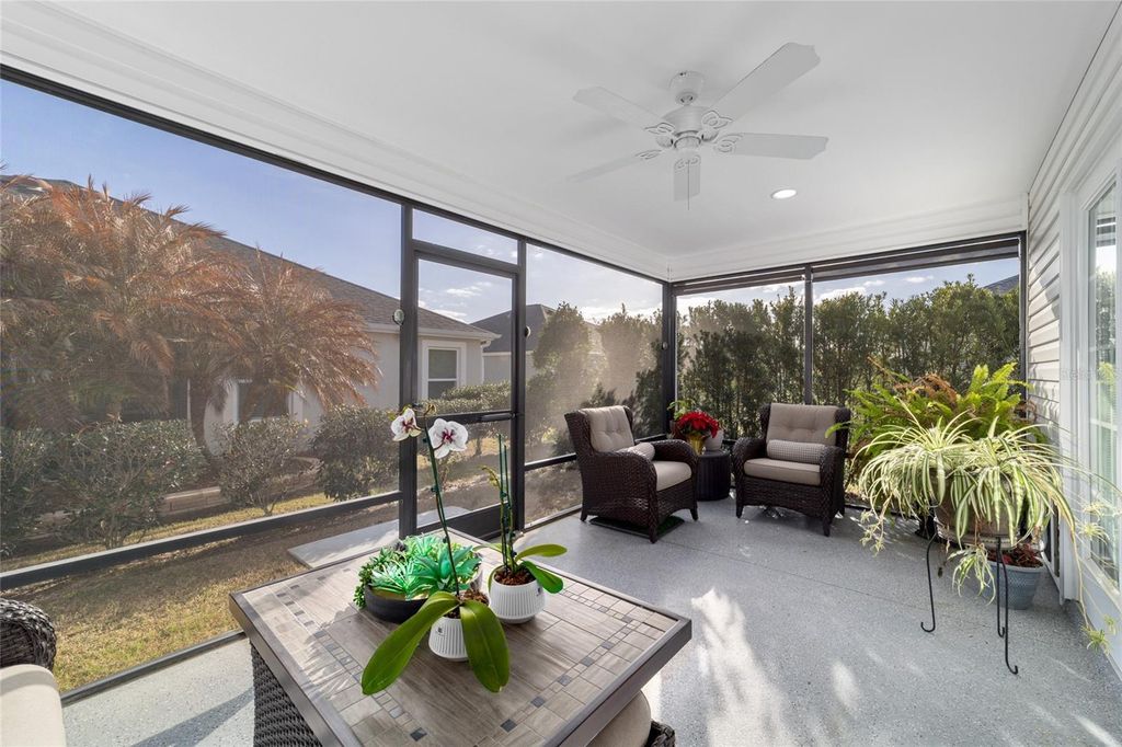 Image 13 of property listing at 1194 MCDONOUGH PLACE, The Villages, FL 32163