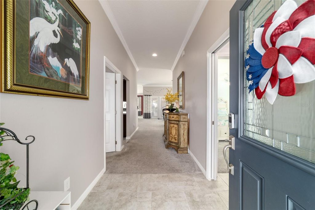 Image 7 of property listing at 1194 MCDONOUGH PLACE, The Villages, FL 32163