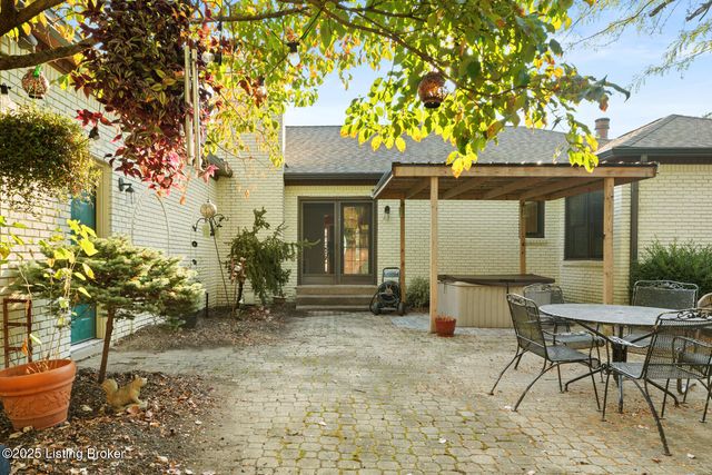 920 Craig Ave, Shelbyville, KY 40065