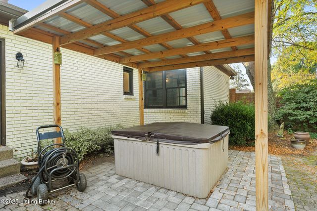 920 Craig Ave, Shelbyville, KY 40065