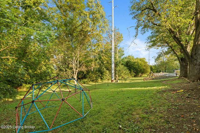 920 Craig Ave, Shelbyville, KY 40065