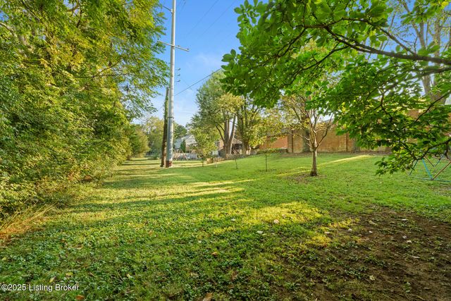 920 Craig Ave, Shelbyville, KY 40065