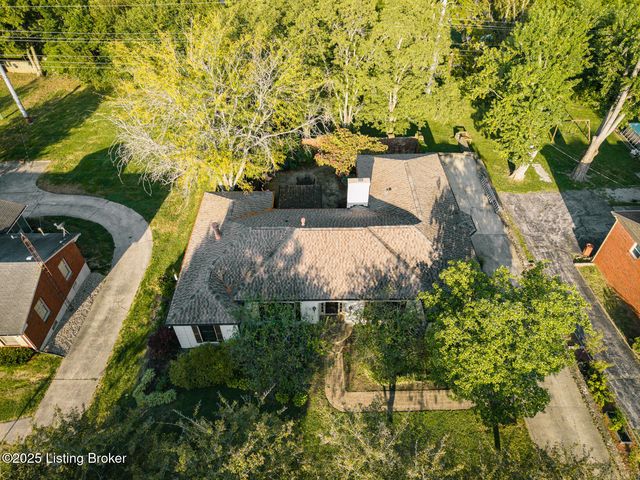 920 Craig Ave, Shelbyville, KY 40065