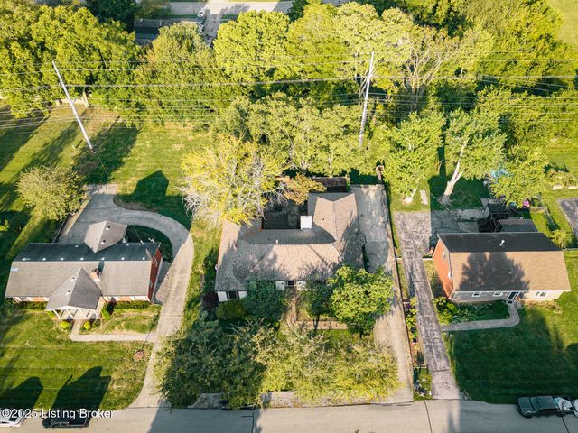 920 Craig Ave, Shelbyville, KY 40065