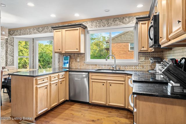 920 Craig Ave, Shelbyville, KY 40065