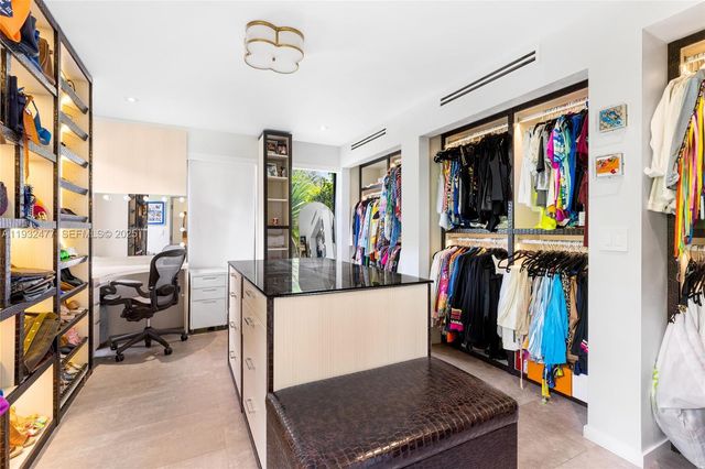 6420 Pinetree Drive Cir, Miami Beach, FL 33141