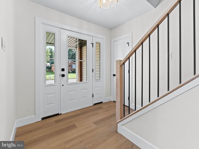 65 TRENT RD, Blackwood, NJ 08012