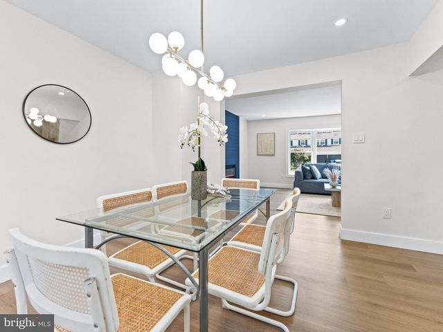65 TRENT RD, Blackwood, NJ 08012