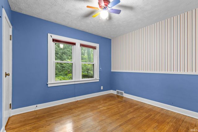 50670 State Road 23, Granger, IN 46530