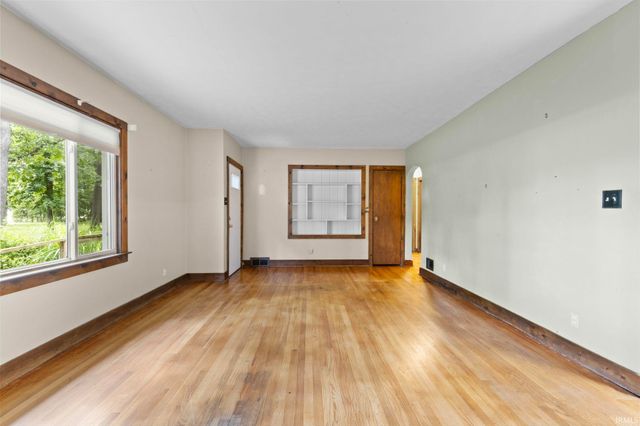 50670 State Road 23, Granger, IN 46530