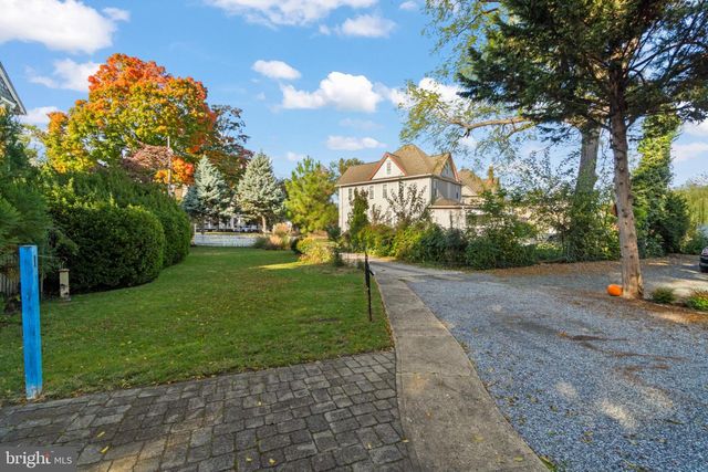 121 E CHESTNUT AVE, Merchantville, NJ 08109