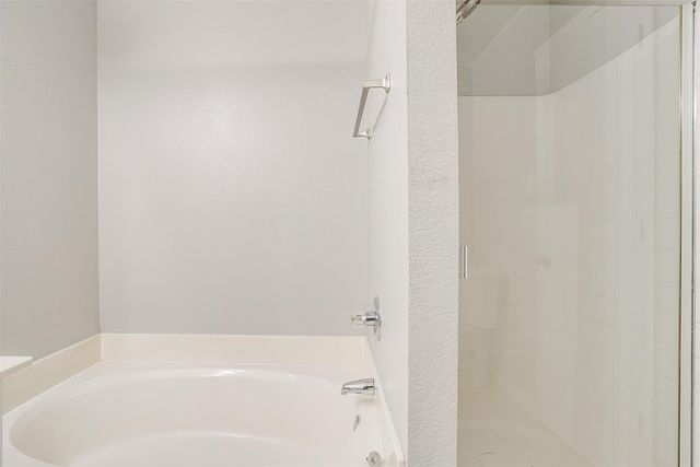 927 Simon Drive, Cedar Hill, TX 75104