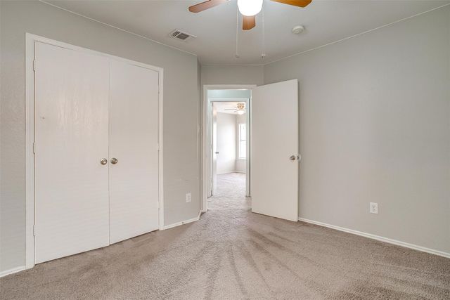 927 Simon Drive, Cedar Hill, TX 75104