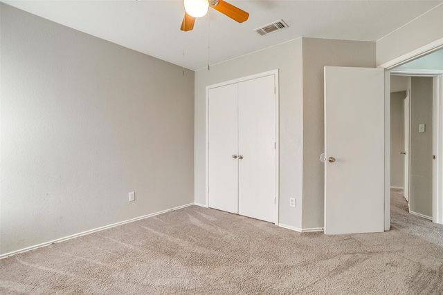 927 Simon Drive, Cedar Hill, TX 75104